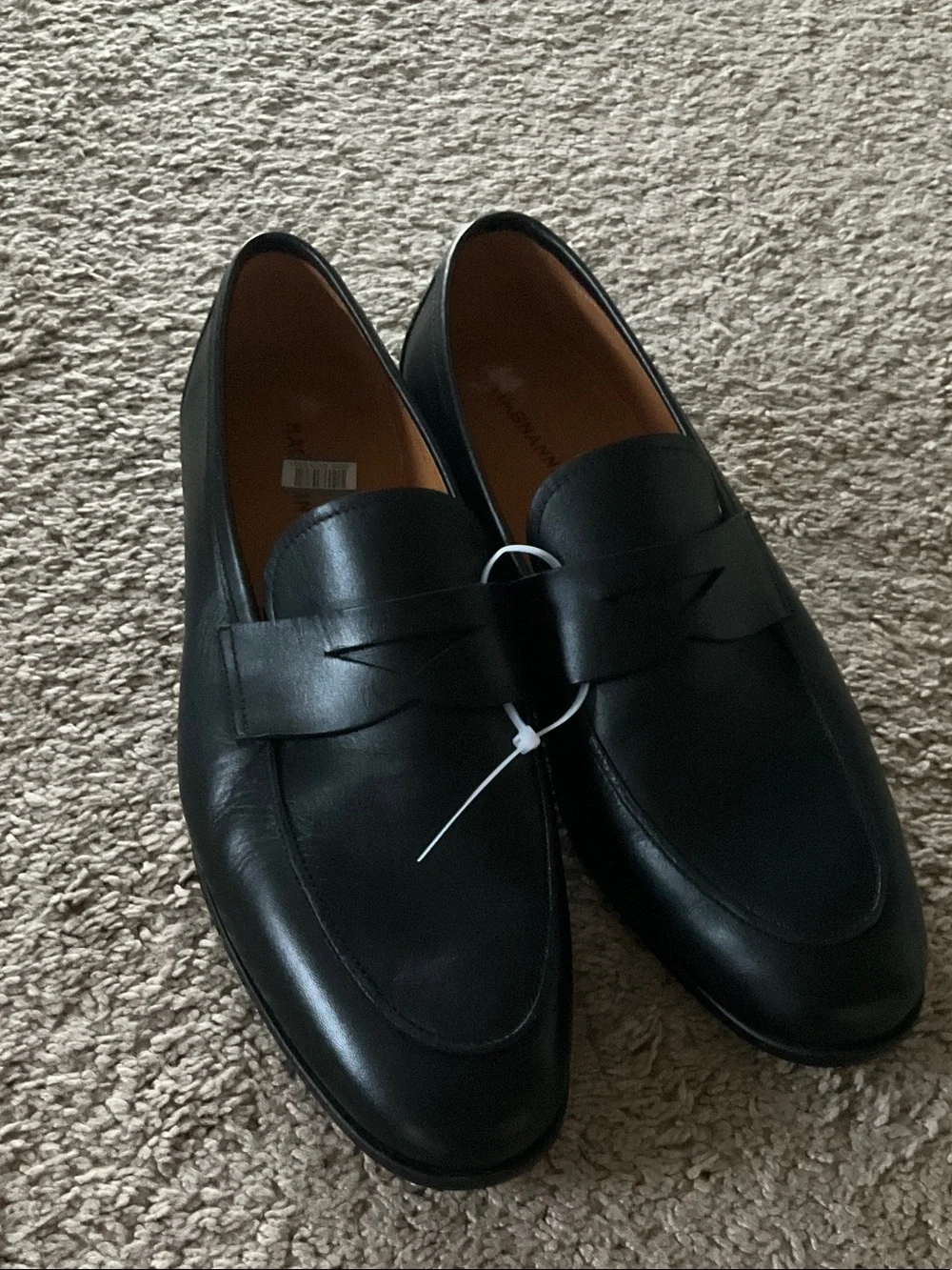 Magnanni Black Leather Slip-On Penny Loafer